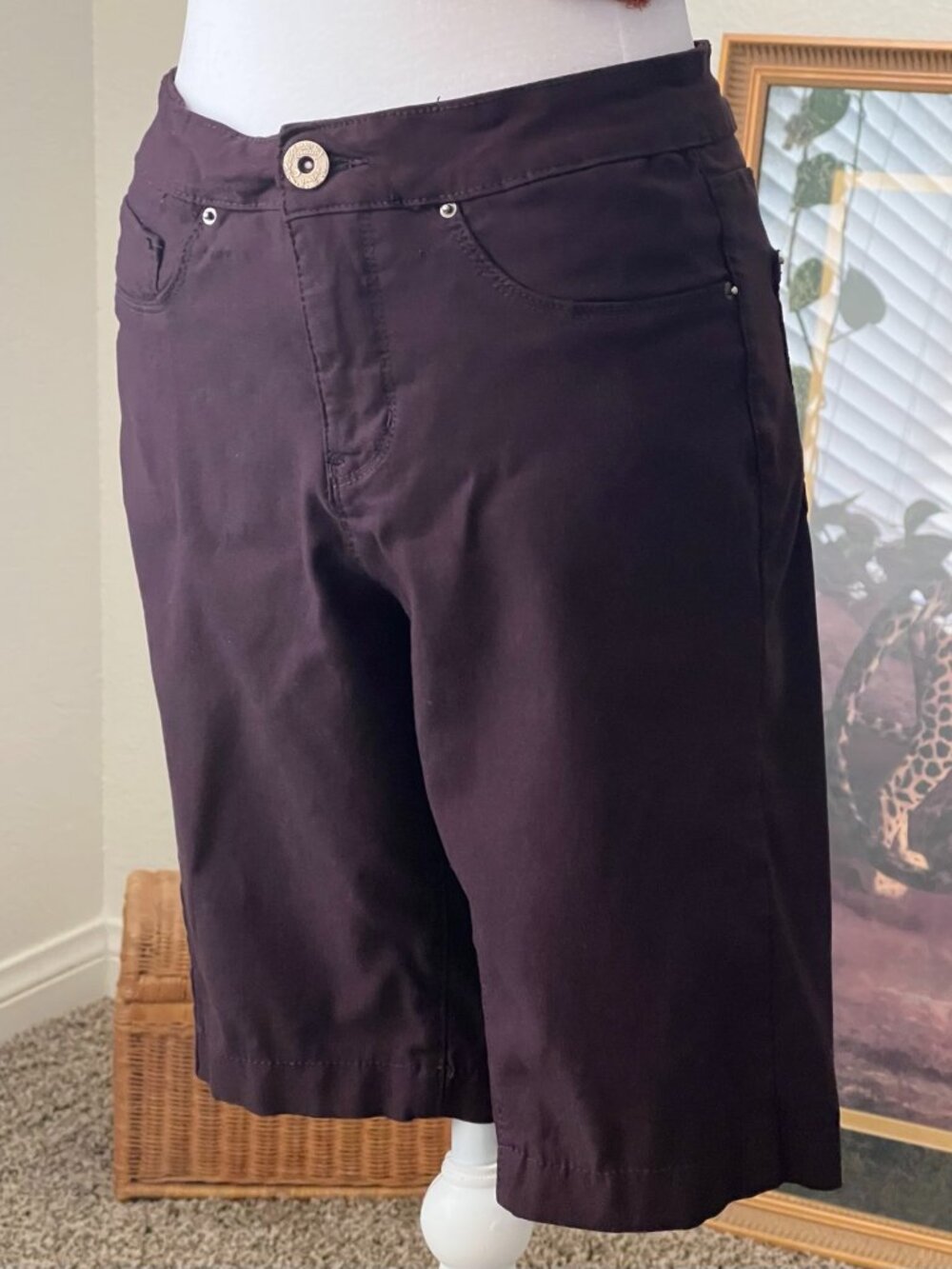Royalty For Me Women’s Bermuda Shorts Size 10 Plum Purple Stretch